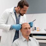 Frontale Fibrosierende Alopezie und Hautveränderungen